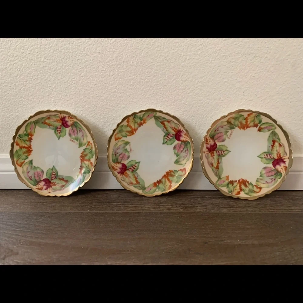 Plates from Australia